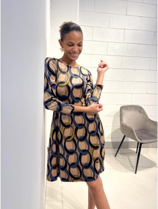 PATTERNED VISCOSE DRESS WITH A FLARED LINE