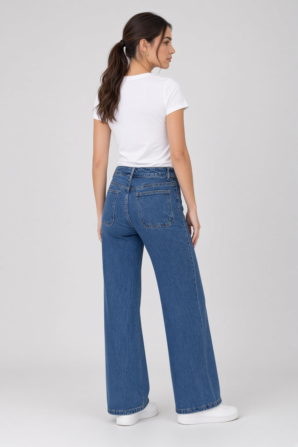 Joana high-waisted jeans with patch pockets – Denim blue