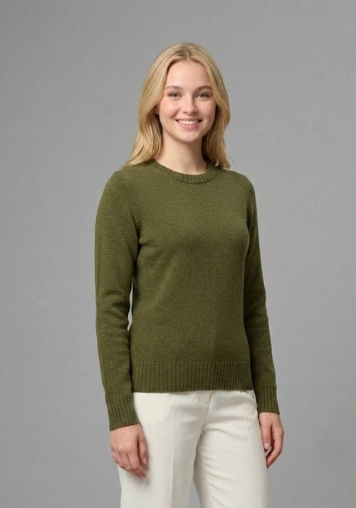 Wide-neck sweater with slits